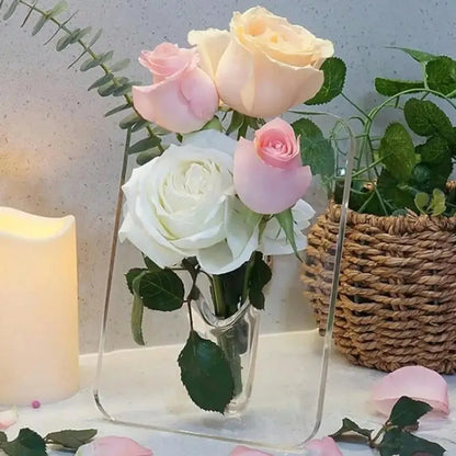 TRANSPARENTE ACRYL VASE – MODERNE KLARE VASE IN RAHMENOPTIK