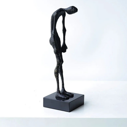 ABSTRAKTE FIGUREN SKULPTUR – MODERNE KUNSTFIGUR AUF SOCKEL