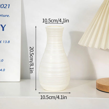 AMARA VASE – MINIMALISTISCHES WEISSES DESIGNSTÜCK
